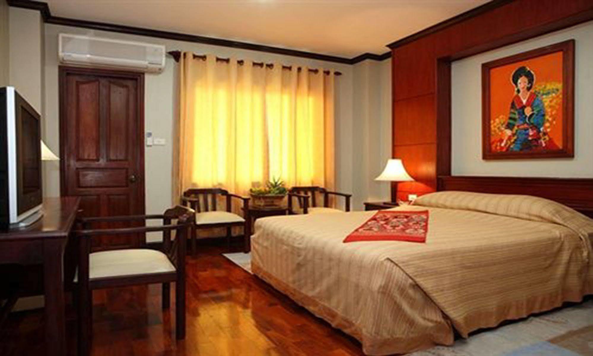Vansana Riverside Hotel Vientiane Exterior foto