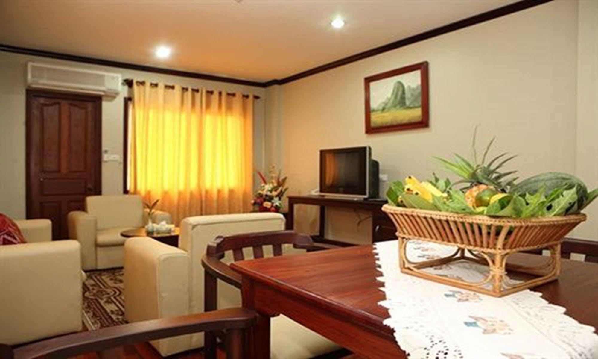 Vansana Riverside Hotel Vientiane Exterior foto